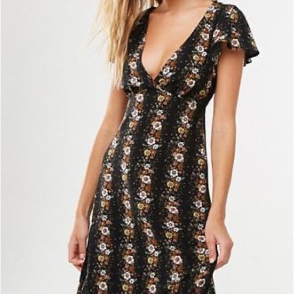 Forever 21 Black Floral Midi Dress | 100% Rayon | Runs Small